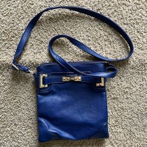 Blue shoulder bag for woman